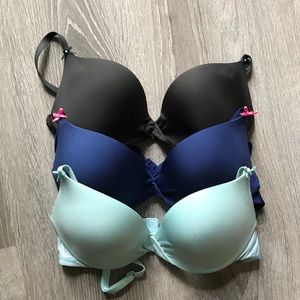 •VS• Push up Plunge style bras